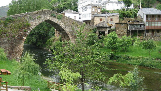 Navia de Suarna (Galicia)