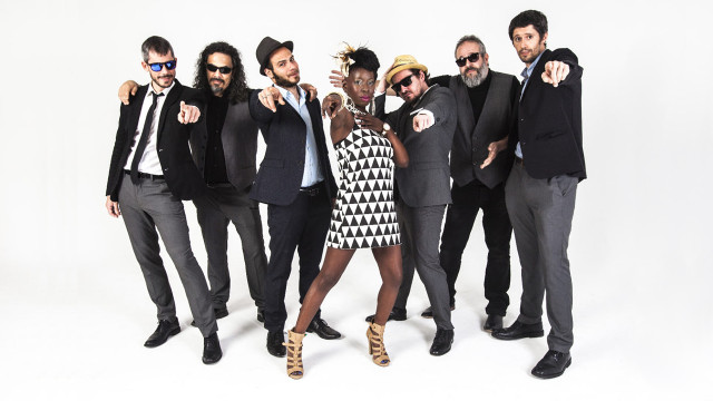 Shirley Davis & The SilverBacks (Galicia)