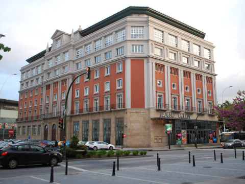 Teatro Colón (Galicia)